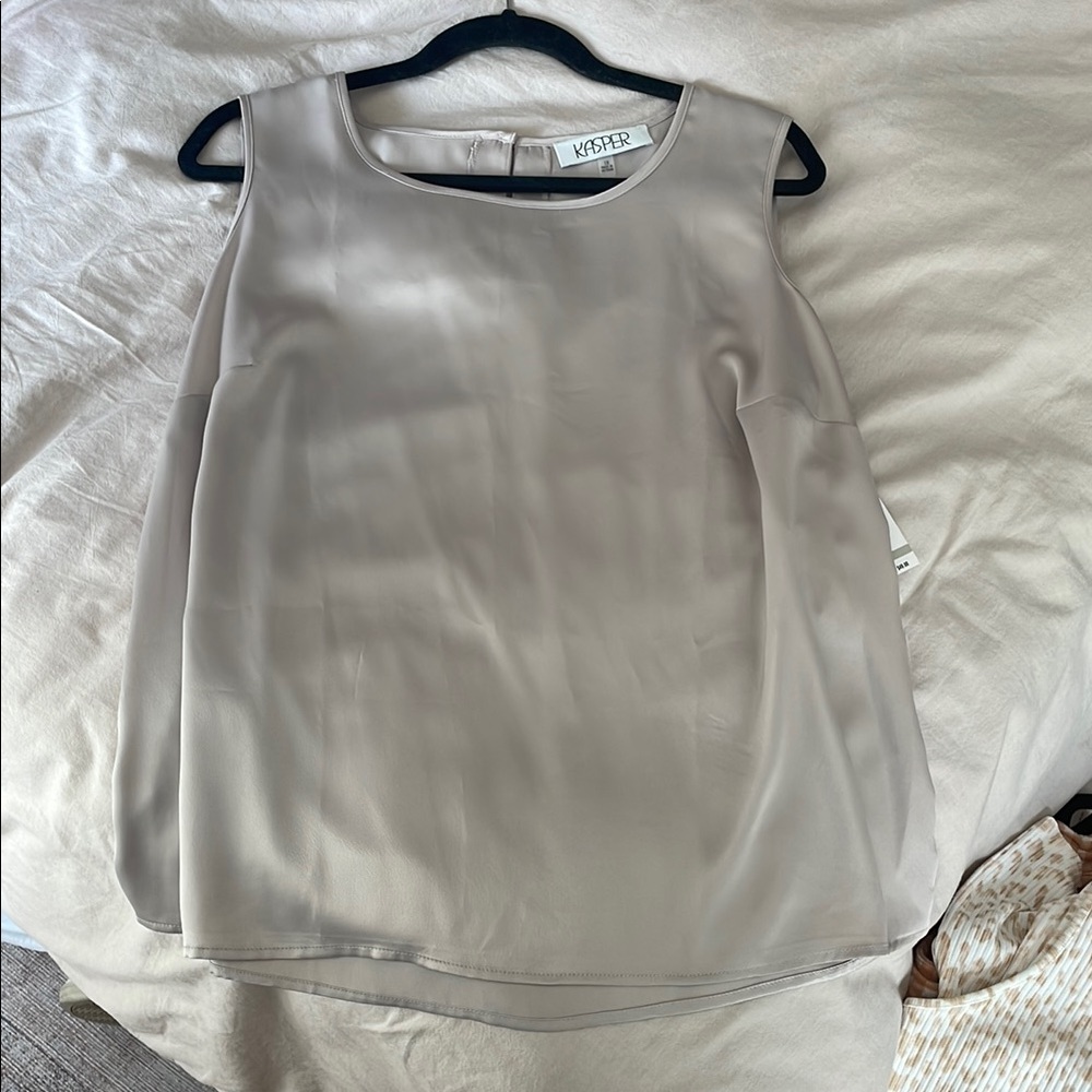 Kasper Gray Sleeveless Boxy Blouse